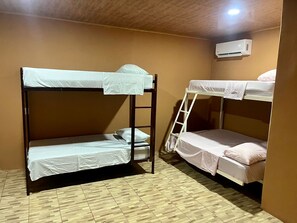 Classic Quadruple Room, Mountain View | Free WiFi