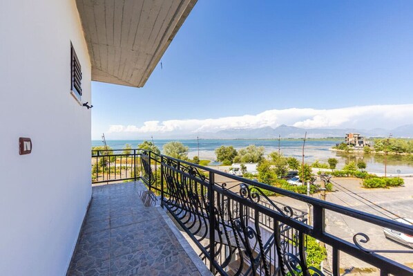 Nicht klassifiziertes Bild, 1 von 26, Schaltfläche