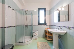 Haartrockner, Handtücher