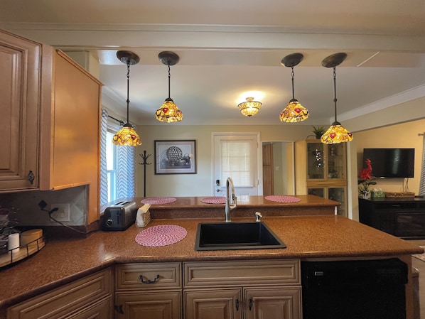 Microwave, oven, stovetop, dishwasher