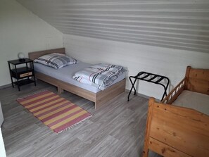 3 bedrooms, WiFi, bed sheets