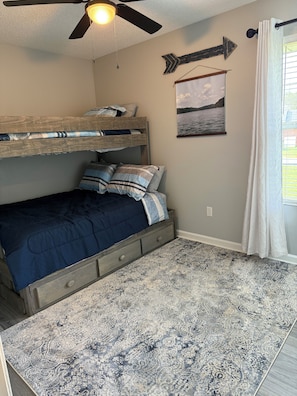 3 bedrooms, iron/ironing board, free WiFi, bed sheets