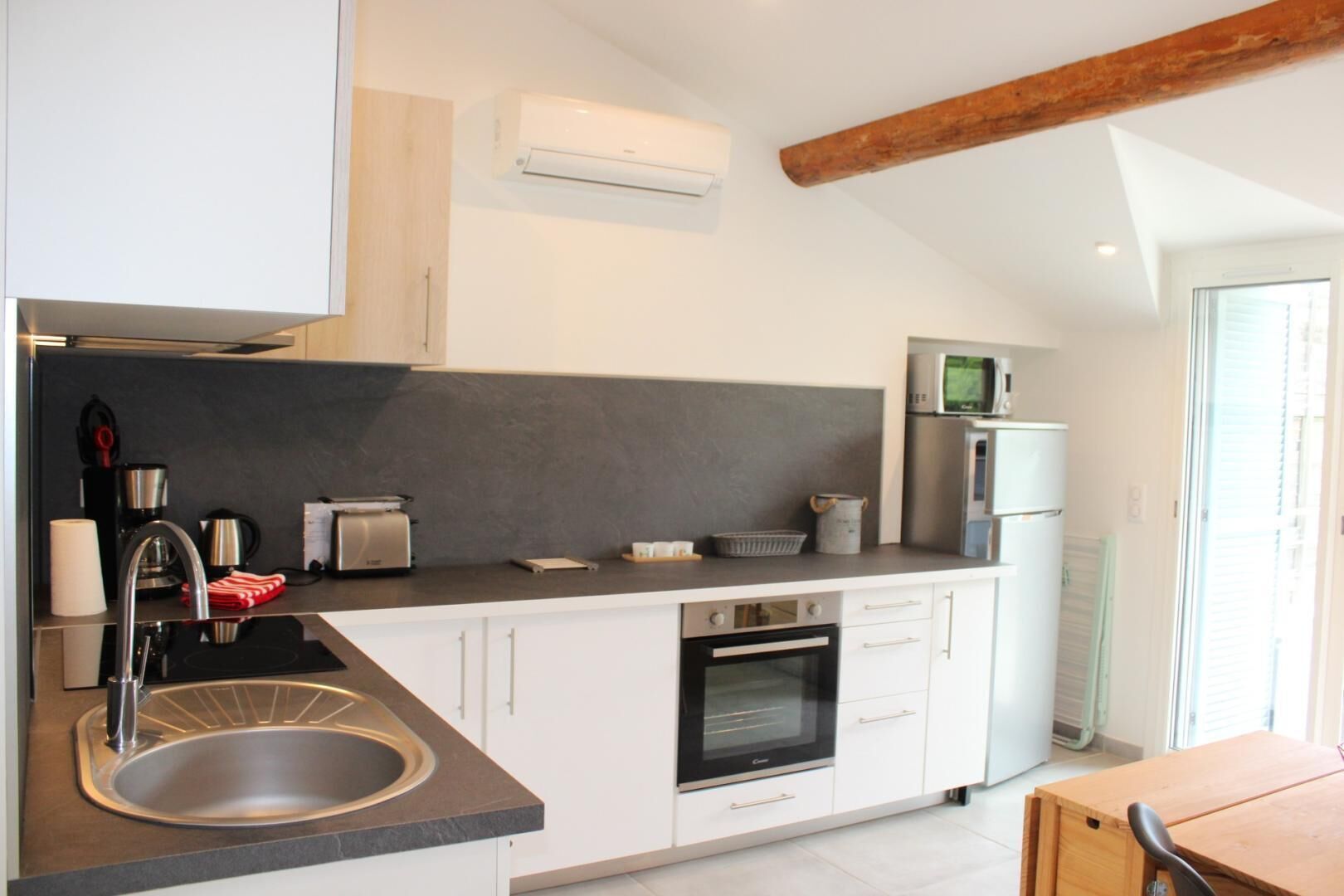 Microwave, oven, dishwasher