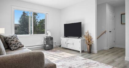 3-bedroom townhome in charming Gillette with an unbeatable location.