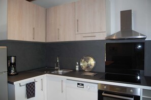 Microwave, oven, dishwasher