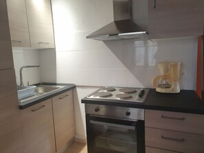 Microwave, oven - Ilonse's Planet 2 (ILONSE)