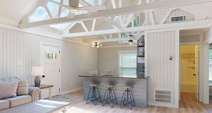 Century Oak Retreat ~ Aggieland Vacation Rentals