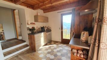 Microwave, oven, dishwasher