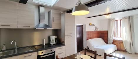 Microwave, oven