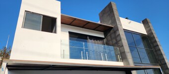 New! Casa Colibrí: Swimming pool and garden with games. Ideal for families