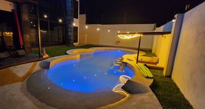 ¡Nueva! Casa Colibrí: Alberca y Jardín con juegos. Ideal para familias