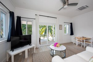 Apartamento clásico, vistas al mar | Zona de estar