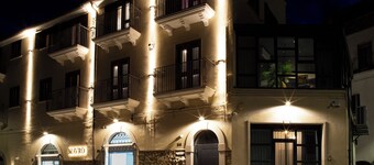 MANTRA Suite&Room