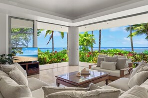 Smart TV, table tennis, offices