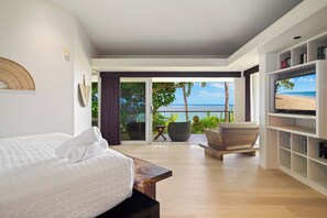 3 bedrooms, desk, travel crib, free WiFi