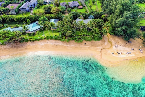 Kai Hale-Anini Beachfront Paradise