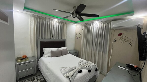 2 bedrooms, Internet, bed sheets