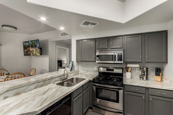 Fridge, microwave, oven, stovetop
