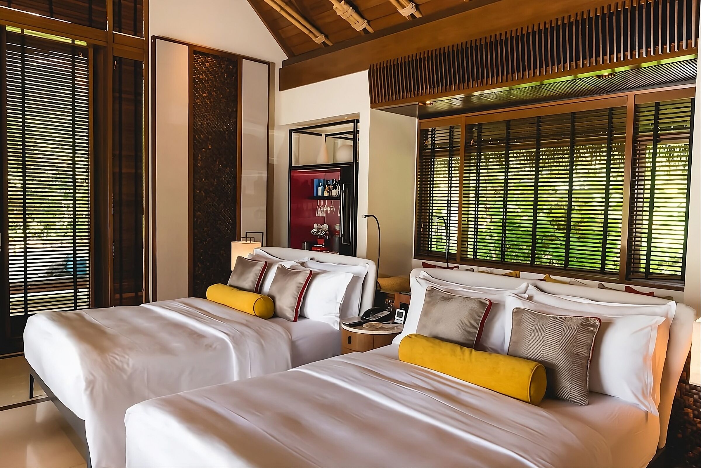 Haven Of Relaxation! Balcony W/ Beach View, Private Indoor Spa Tub, Outdoor Pool - Maldives