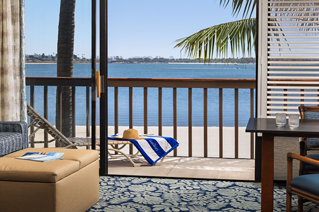 Bright Bay View Queens Suite | Great For Group Getaways | 2 Units - Mission Bay, CA