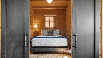 3 slaapkamers, een strijkplank/strijkijzer, gratis wifi, beddengoed