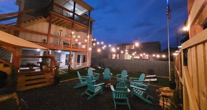 SkyLoft Combo | Downtown Condo, Sleeps 12