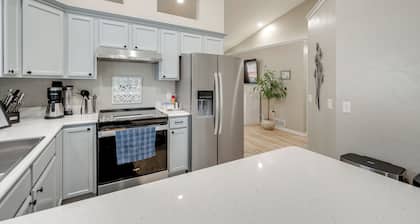 1 Mi to Beach: Dog-Friendly Condo in Lake Mills!