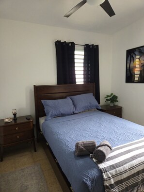 3 chambres, lit parapluie, Wi-Fi gratuit, draps fournis
