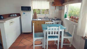 Dining - La Ruca An is located 50 m from the Rivero beach, ideal for relaxation. (Punta del Diablo)