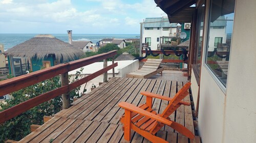 La Ruca An is located 50 m from the Rivero beach, ideal for relaxation.