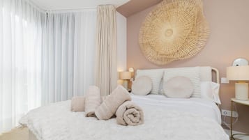 1 dormitorio, tabla de planchar con plancha, Internet y ropa de cama