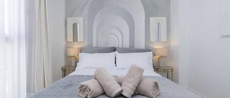 1 slaapkamer, een strijkplank/strijkijzer, internet, beddengoed