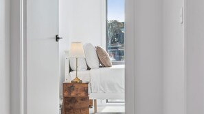 5 Schlafzimmer, Bügeleisen/Bügelbrett, WLAN, Bettwäsche