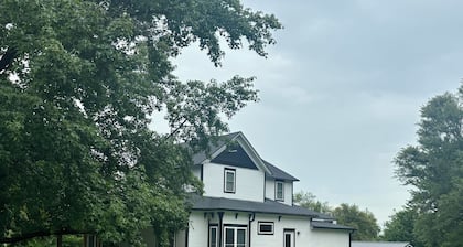 4-bdrm: Near Adam-Ondi-Ahman, MO Star Quilt, Jamesport Amish, Squirrel Cage Jail