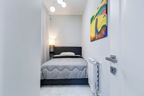 2 chambres, fer et planche à repasser, Wi-Fi, draps fournis
