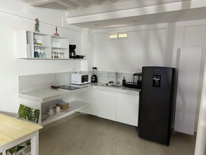Microwave, stovetop