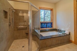 Shower, jetted tub, hair dryer, towels