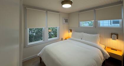 Lake View Cottage