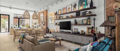 Televisor i oficines