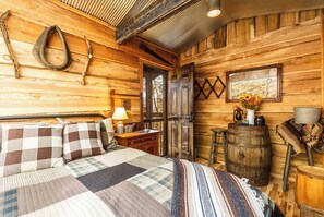 Cabin, Mountain View | Free WiFi
