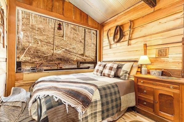 Cabin, Mountain View | Free WiFi