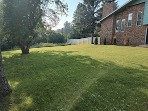 Property grounds - Dakota Lodge (Dickinson)