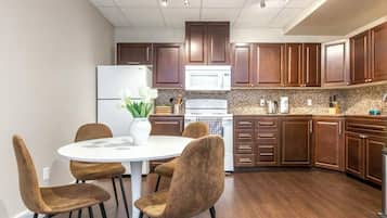 Mikrobølgeovn, ovn, kogeplade