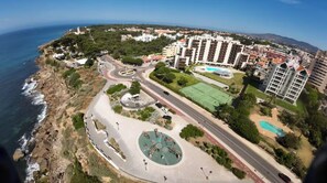Exterior - Ocean front condo with hotel amenities in Cascais (Cascais)