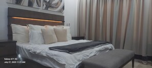 3 Schlafzimmer, Bügeleisen/Bügelbrett, Internetzugang, Bettwäsche