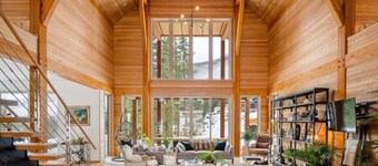 Luxury Mountain Retreat in Whistler, BC