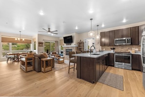 Condo (2 Bedrooms) | Property amenity - Bw1101-2 (Keystone)