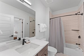 Condo (2 Bedrooms) | Exterior