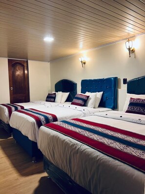 Chambre Quadruple Standard, vue montagne