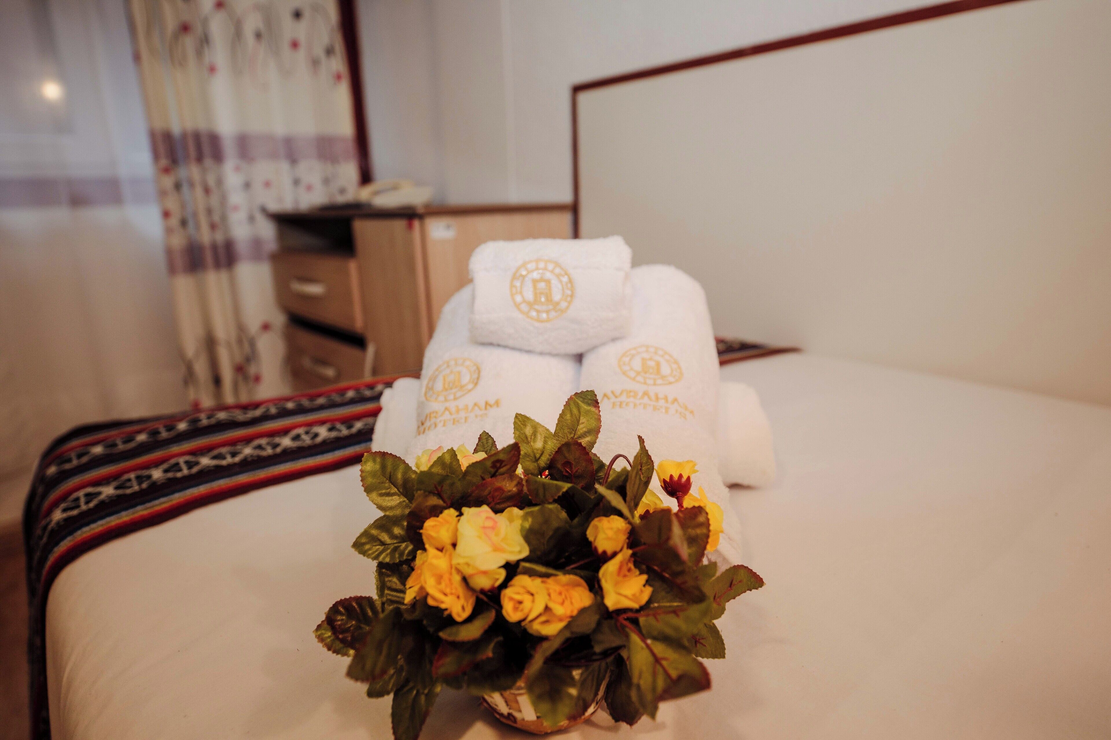 Tremannsrom – superior | Safe på rommet, strykejern/-brett, wi-fi (inkludert) og sengetøy